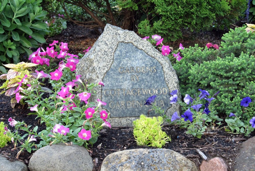 Recognition stone at Deephaven Village Hall